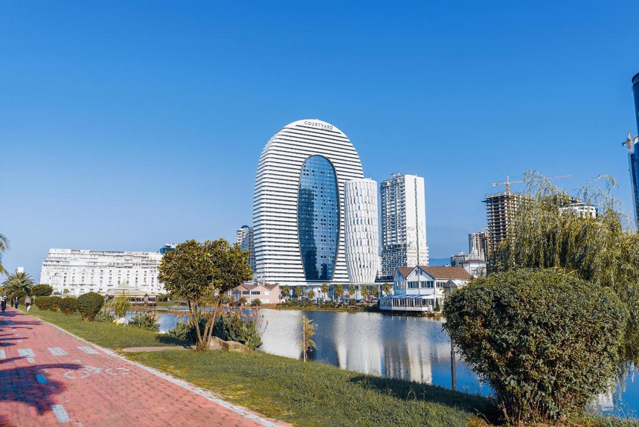 Onyx Palace Delux Batumi Ngoại thất bức ảnh