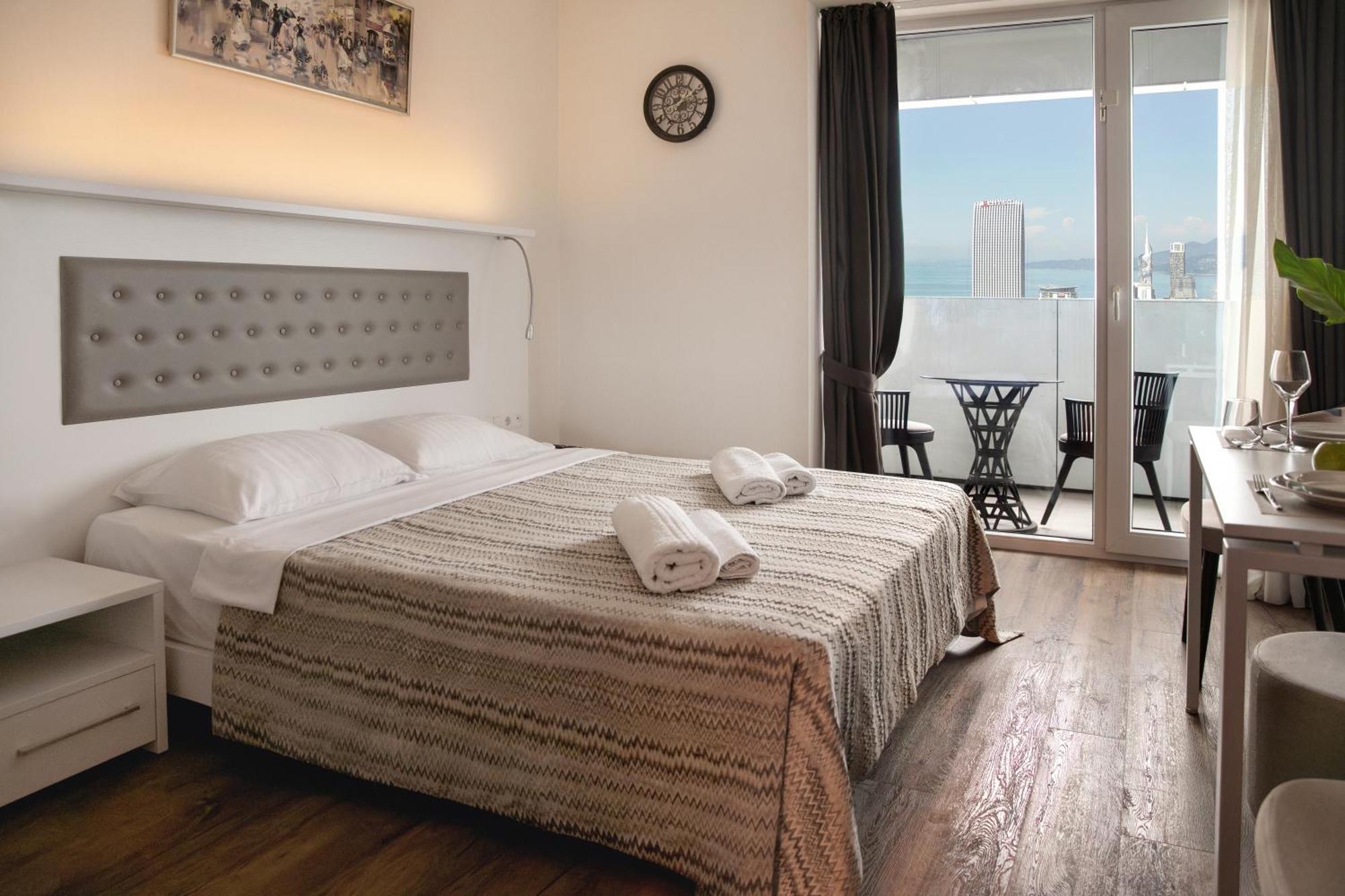 Onyx Palace Delux Batumi Ngoại thất bức ảnh